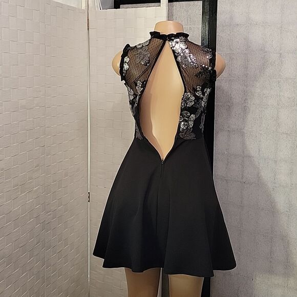 BRAND NEW CITY STUDIOS JUNIORS EMBELLISHED MESH FIT AND FLARE DRESS - Picture 7 of 12